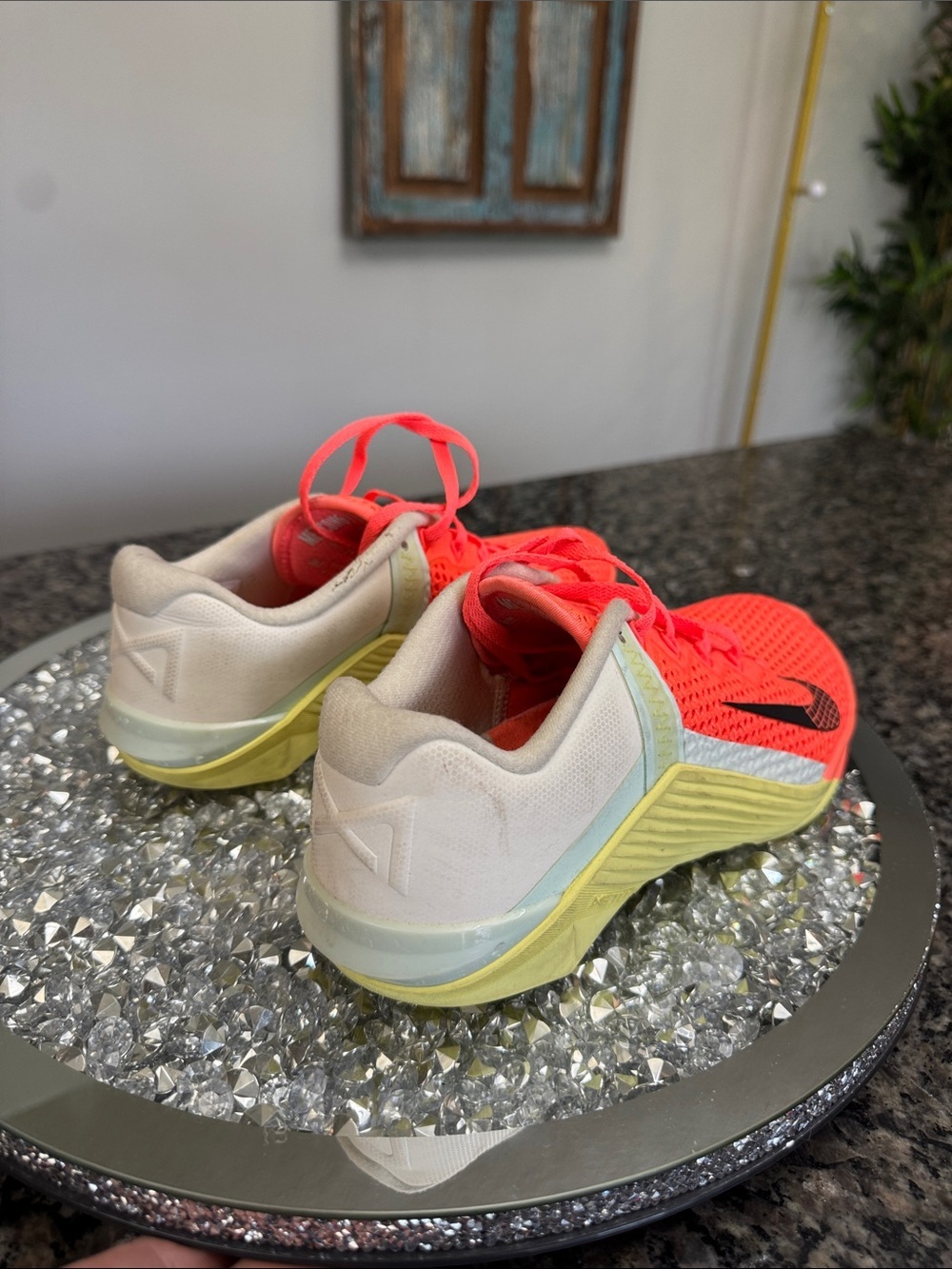 Nike metcon 6 Coral and Yellow Low-Top athletic Sneakers EUC 8 - Picture 6 of 10
